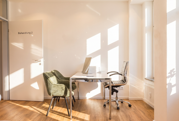 Studio Faltenunterspritzung Landshut, Dr. med. Rashmi Singh